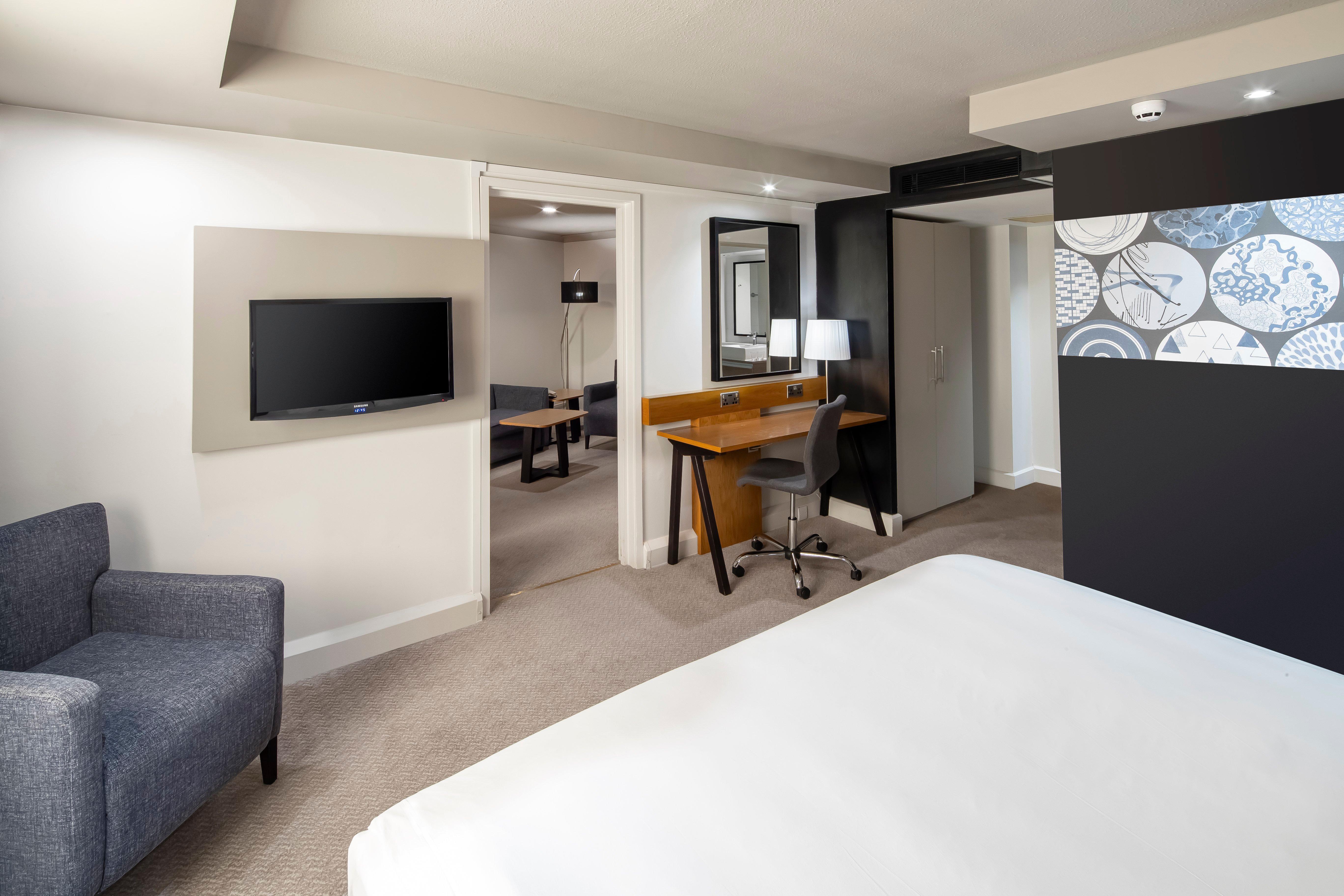 Crowne Plaza Harrogate By Ihg Hotel Bagian luar foto
