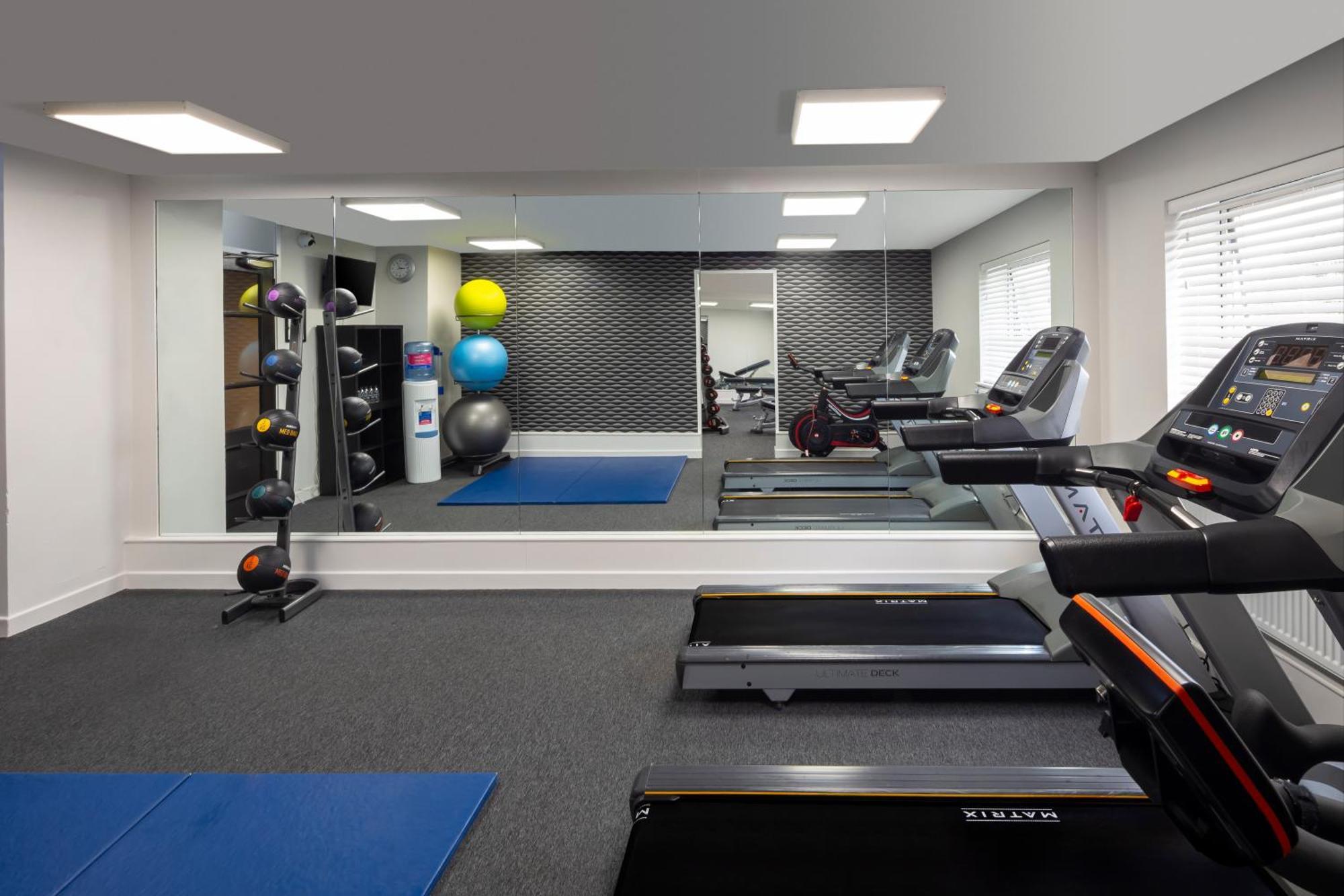 Crowne Plaza Harrogate By Ihg Hotel Bagian luar foto