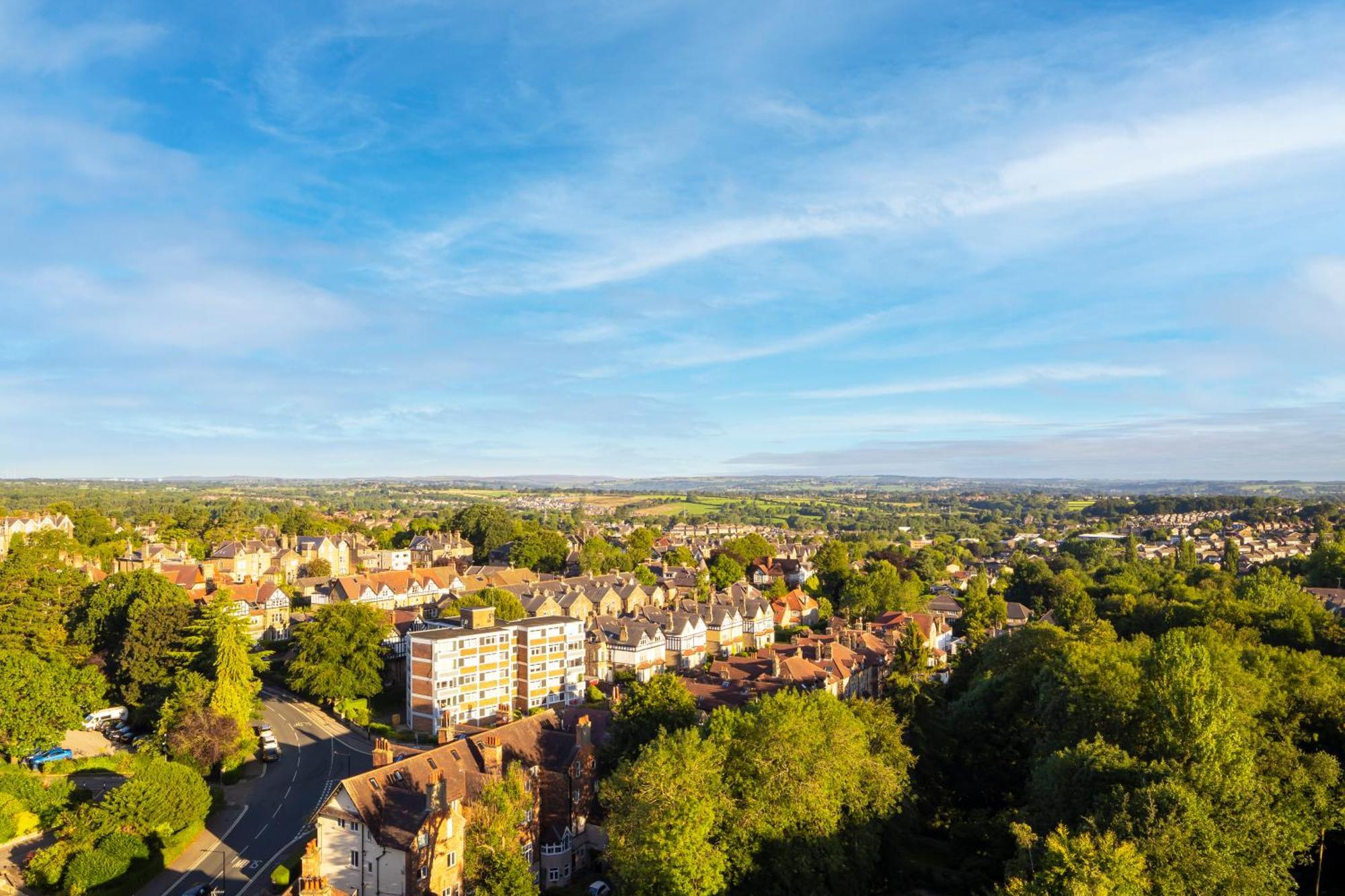 Crowne Plaza Harrogate By Ihg Hotel Bagian luar foto