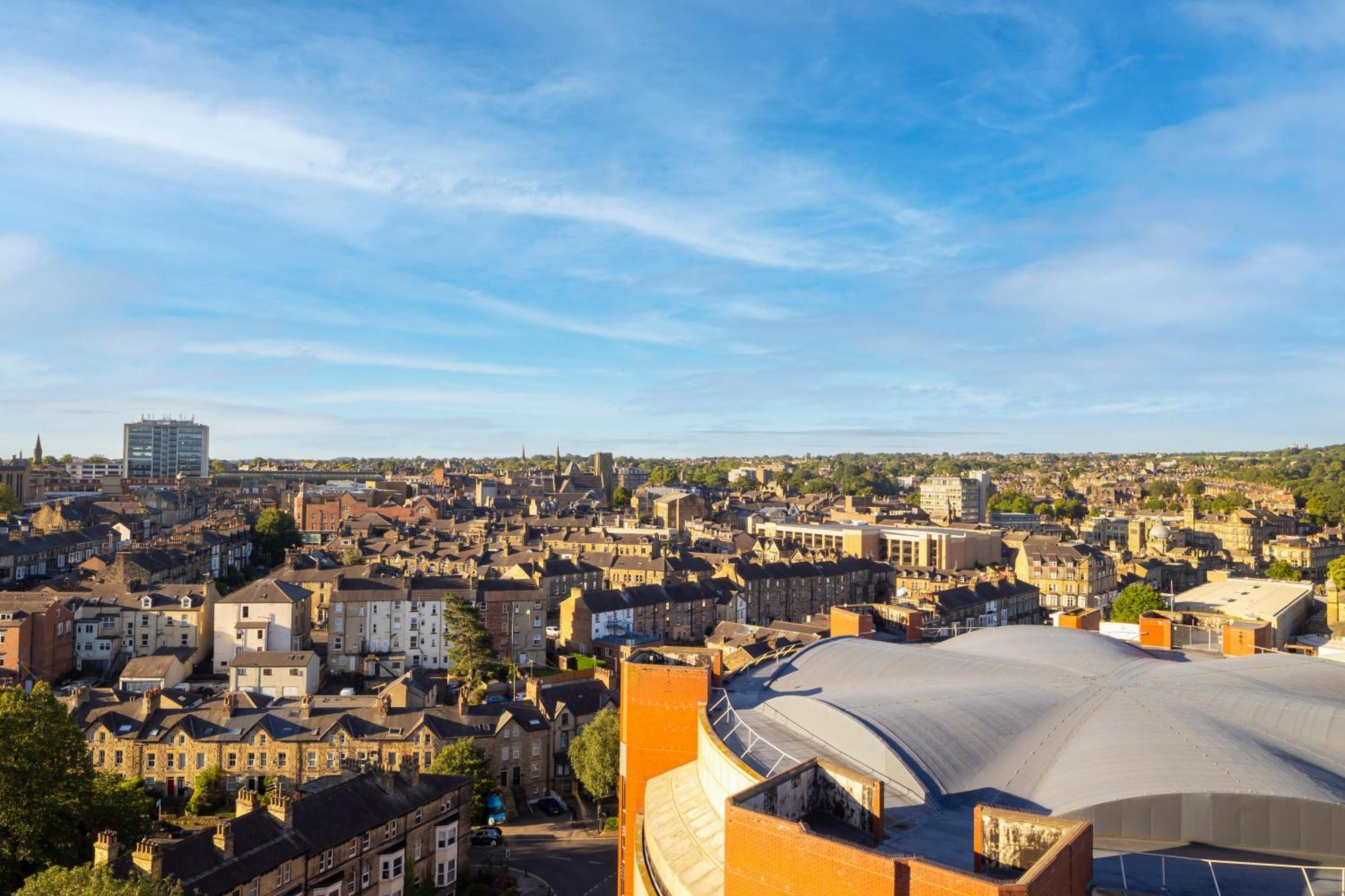 Crowne Plaza Harrogate By Ihg Hotel Bagian luar foto